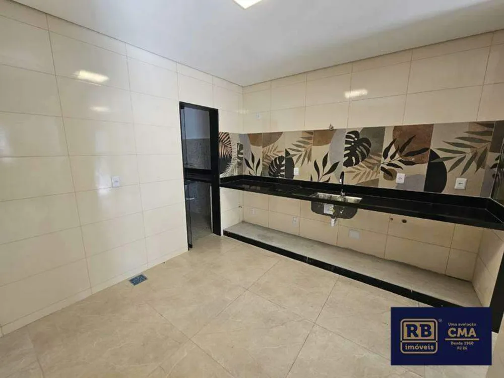 Casa, 3 quartos, 250 m² - Foto 2
