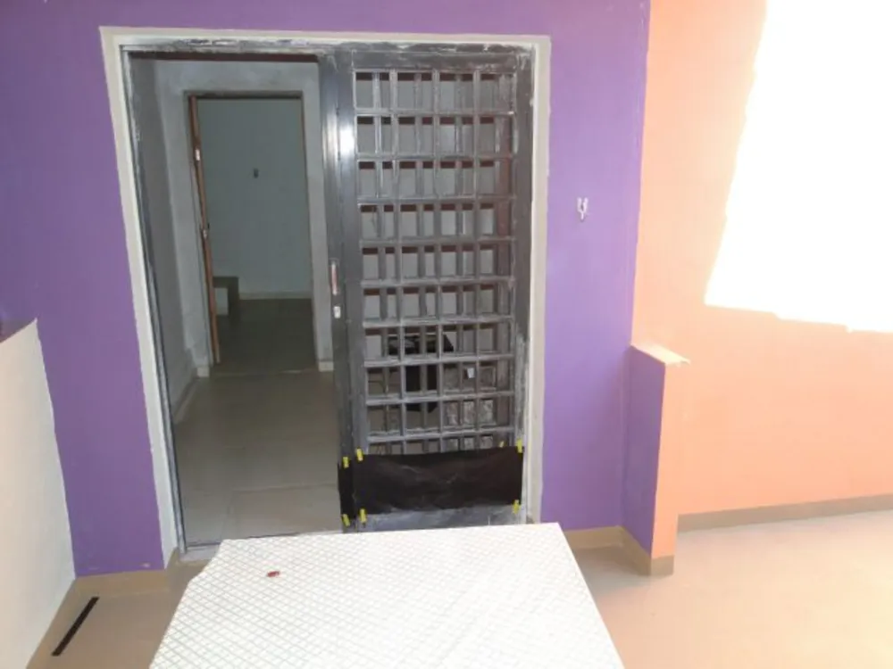 Casa, 4 quartos, 200 m² - Foto 3