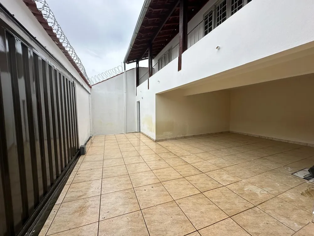 Casa, 4 quartos, 230 m² - Foto 12