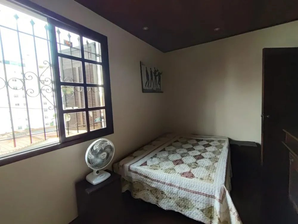 Casa, 3 quartos, 300 m² - Foto 17