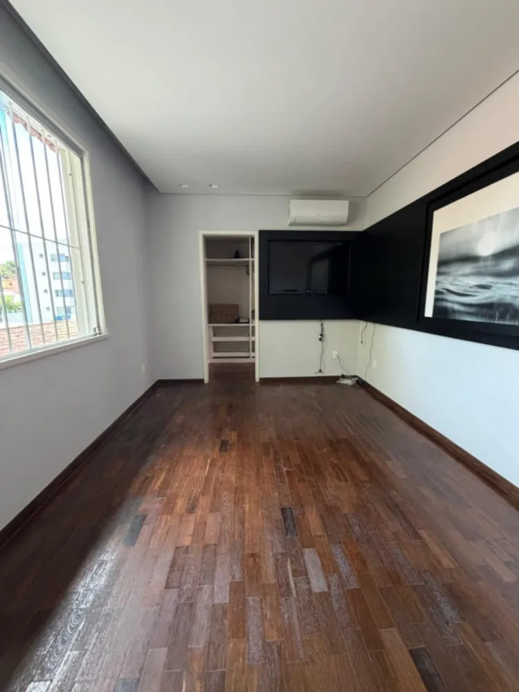 Casa, 4 quartos, 315 m² - Foto 4