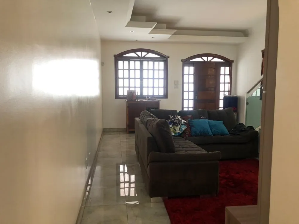 Casa, 3 quartos, 180 m² - Foto 3