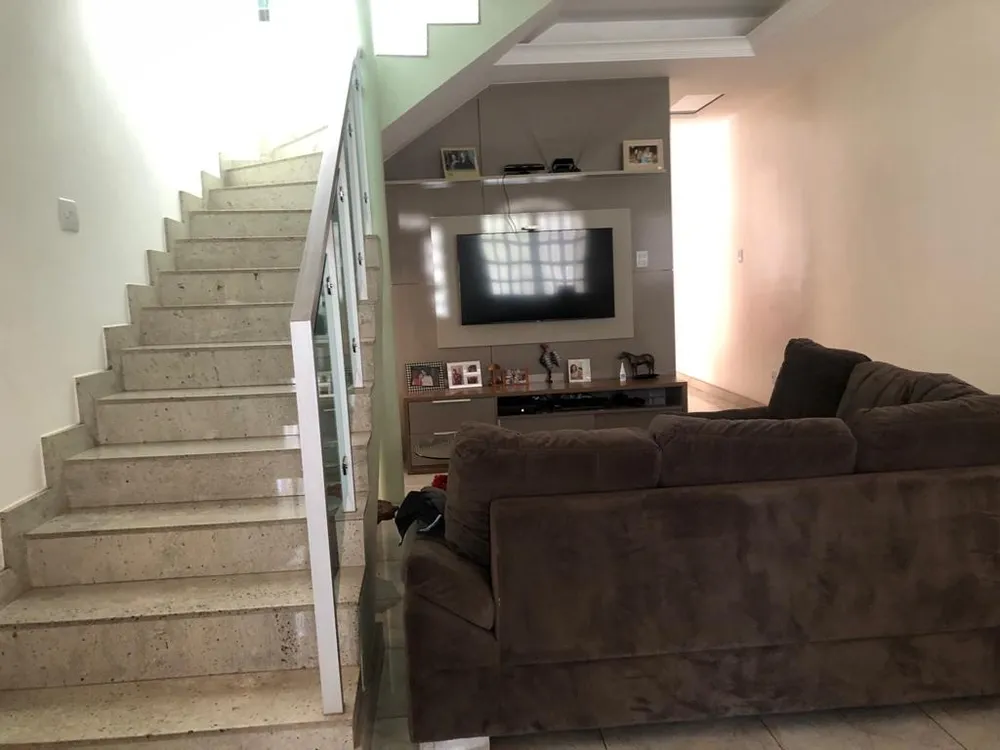 Casa, 3 quartos, 180 m² - Foto 4