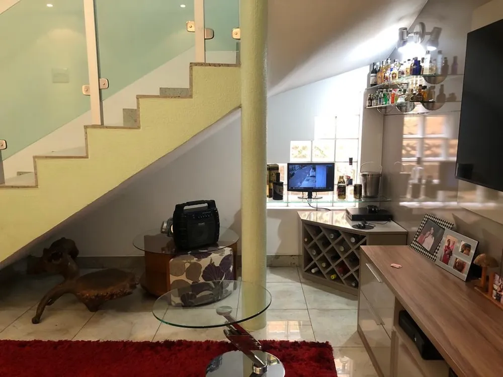 Casa, 3 quartos, 180 m² - Foto 2