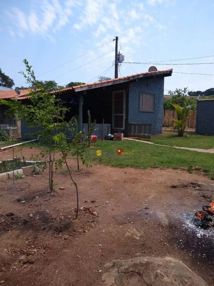 Chácara à venda com 1 quarto, 2500m² - Foto 1