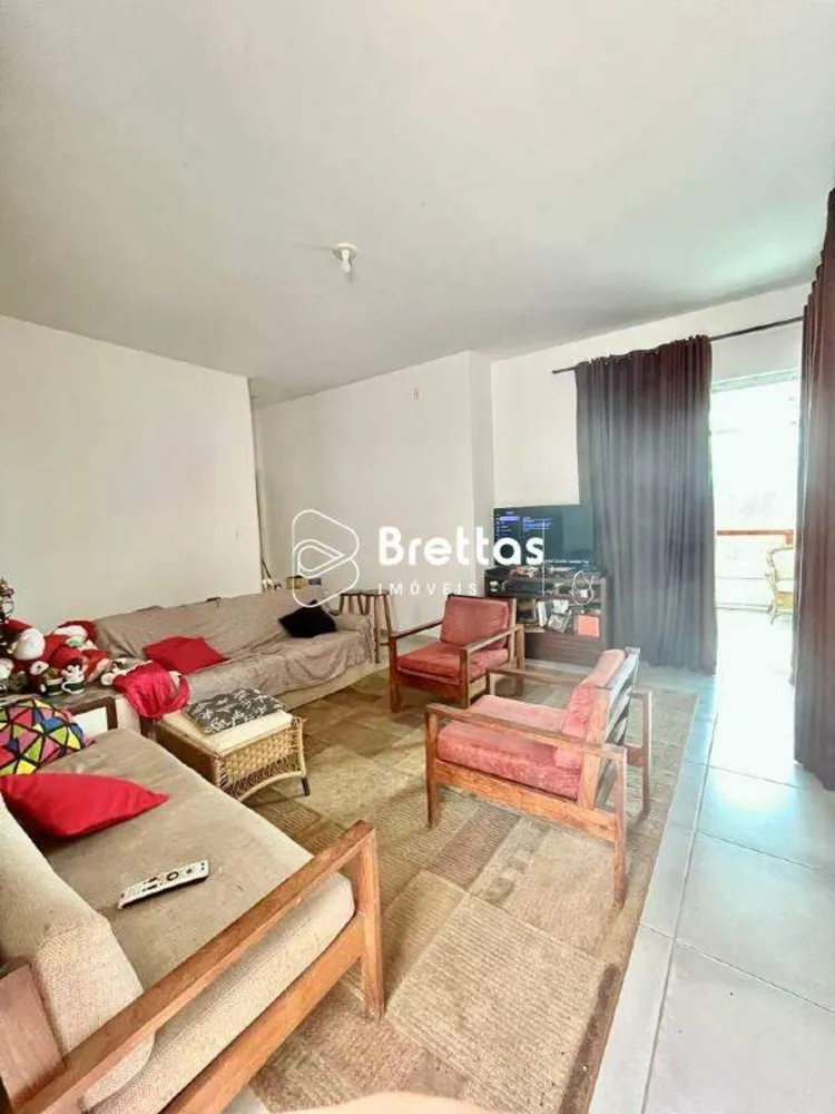 Casa, 5 quartos, 200 m² - Foto 1