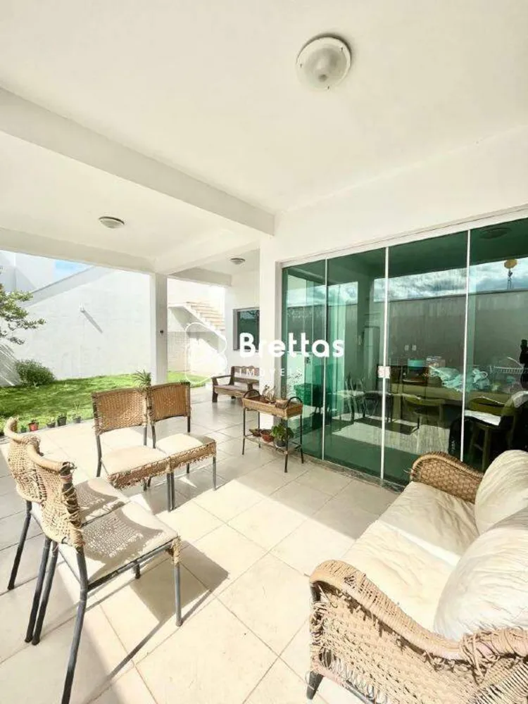 Casa, 5 quartos, 200 m² - Foto 4