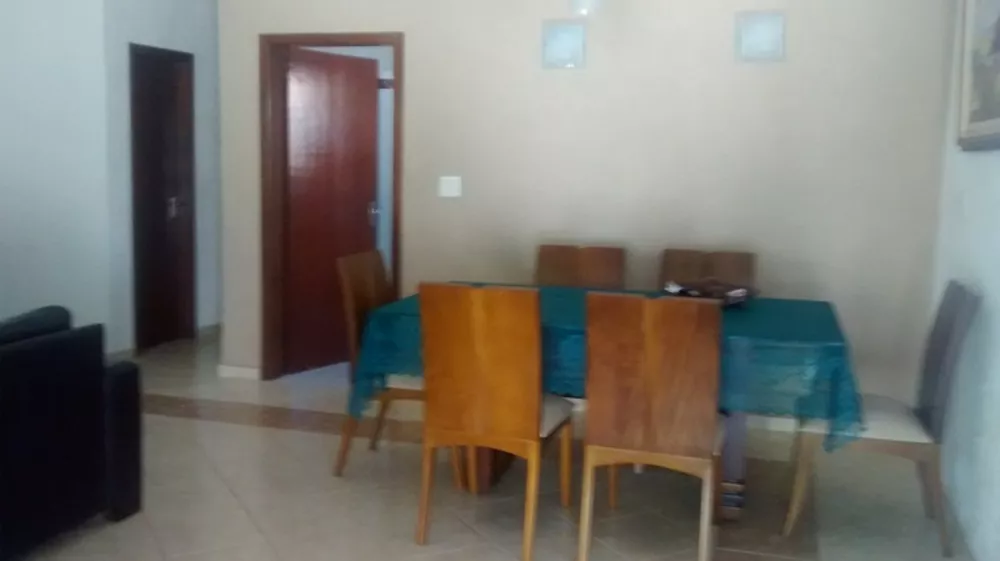 Casa à venda com 3 quartos, 260m² - Foto 5