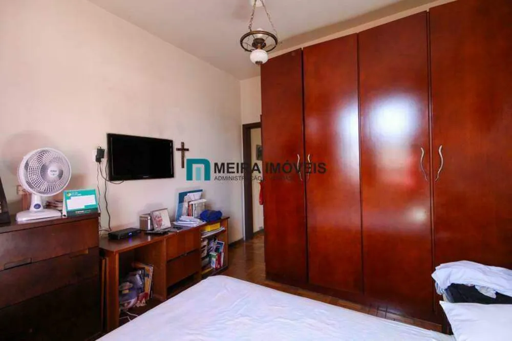 Casa, 4 quartos, 270 m² - Foto 4