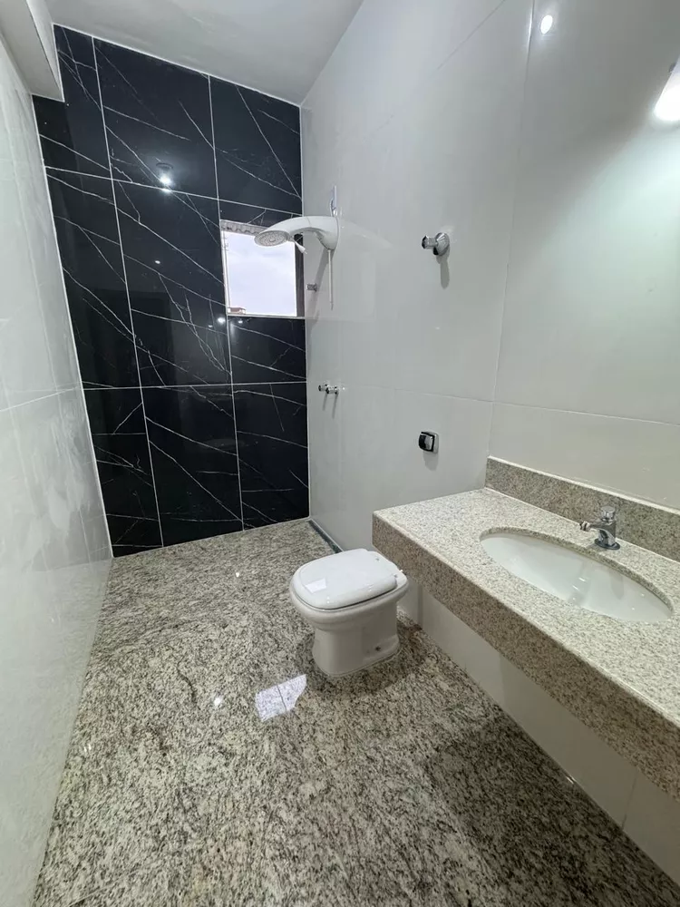 Casa para alugar com 4 quartos, 360m² - Foto 12