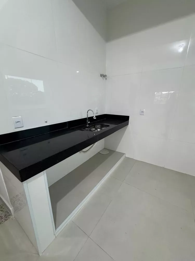 Casa para alugar com 4 quartos, 360m² - Foto 5