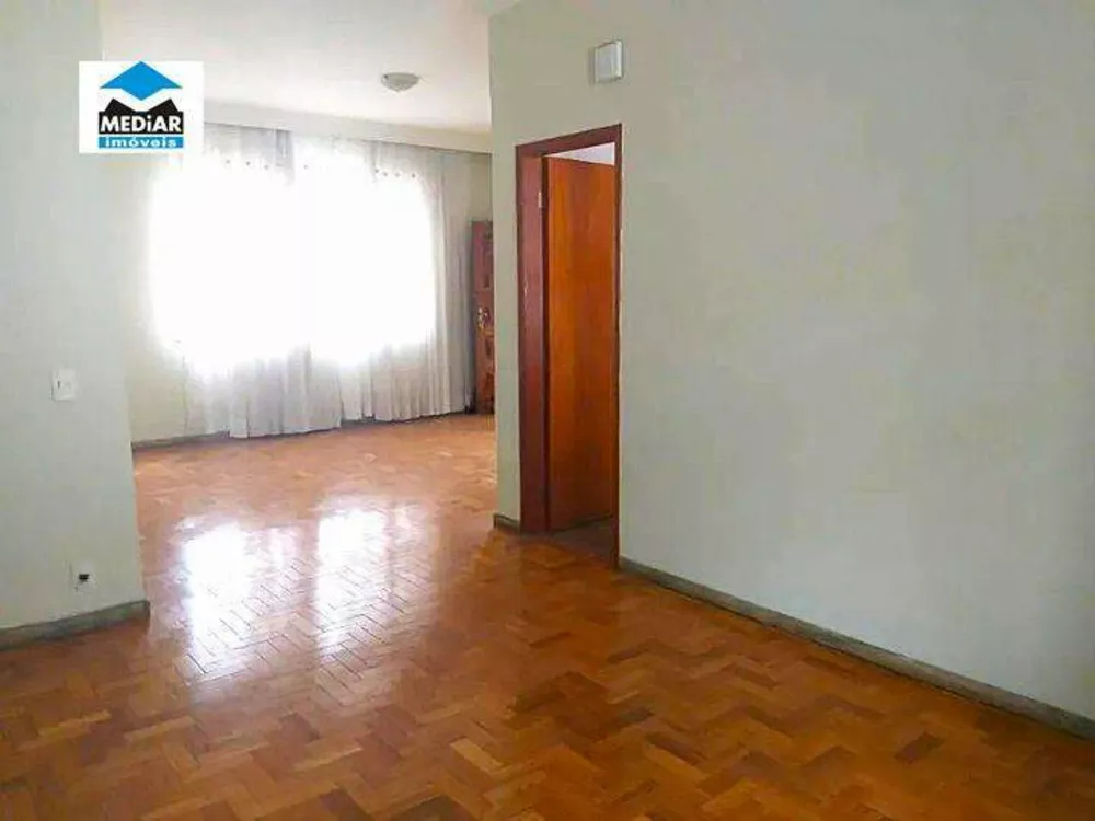 Apartamento à venda com 4 quartos, 120m² - Foto 1