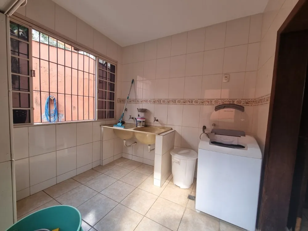 Casa, 3 quartos, 243 m² - Foto 9