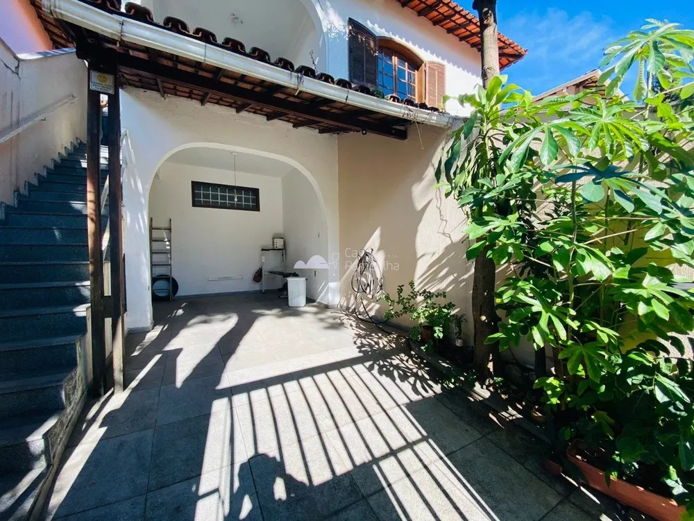 Casa, 4 quartos, 144 m² - Foto 1