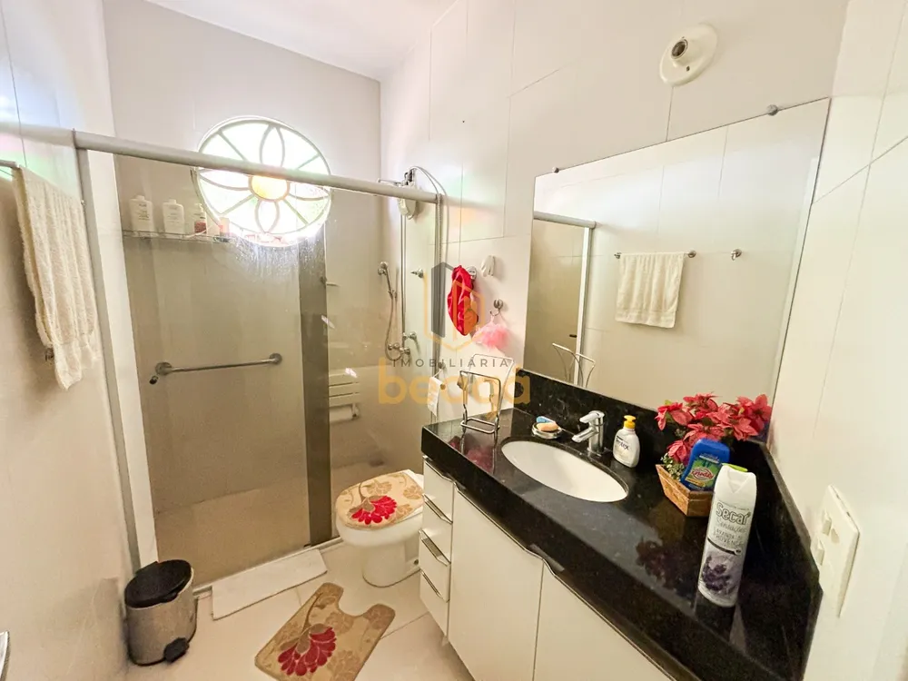 Casa, 3 quartos, 219 m² - Foto 8