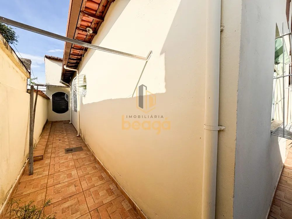 Casa, 3 quartos, 219 m² - Foto 17