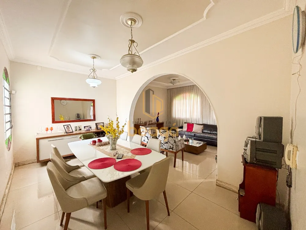Casa, 3 quartos, 219 m² - Foto 5