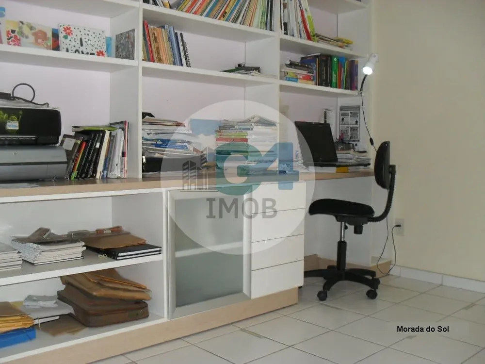 Casa, 4 quartos, 240 m² - Foto 21