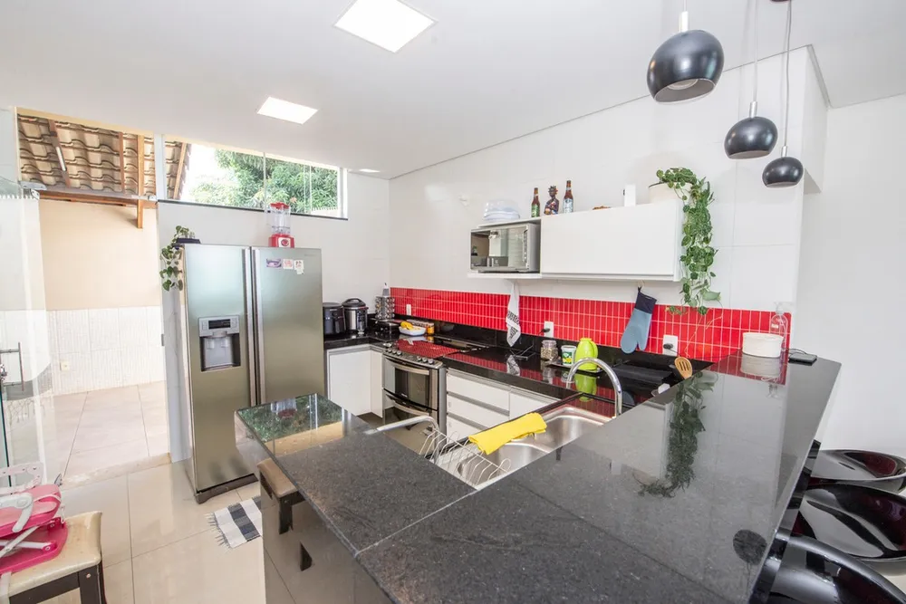 Casa, 6 quartos, 404 m² - Foto 3