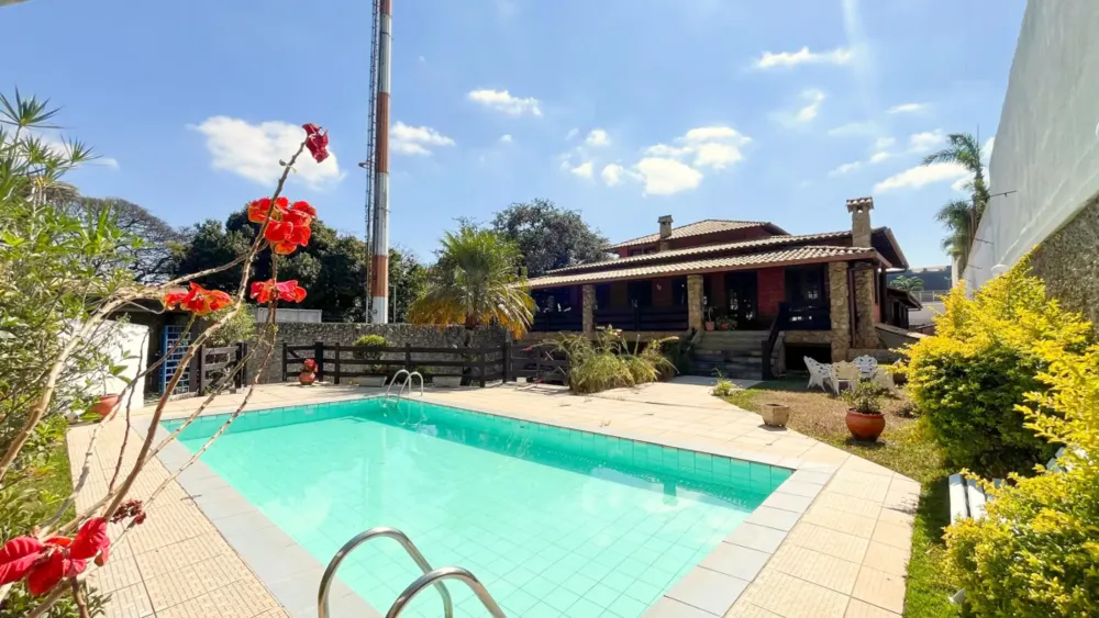 Casa, 6 quartos, 555 m² - Foto 1