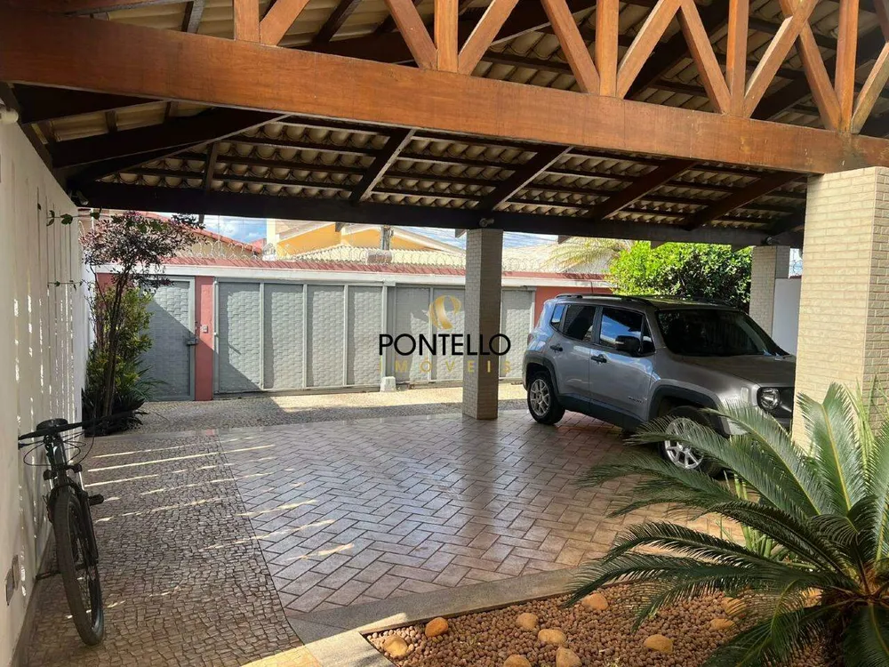 Casa, 8 quartos, 378 m² - Foto 2