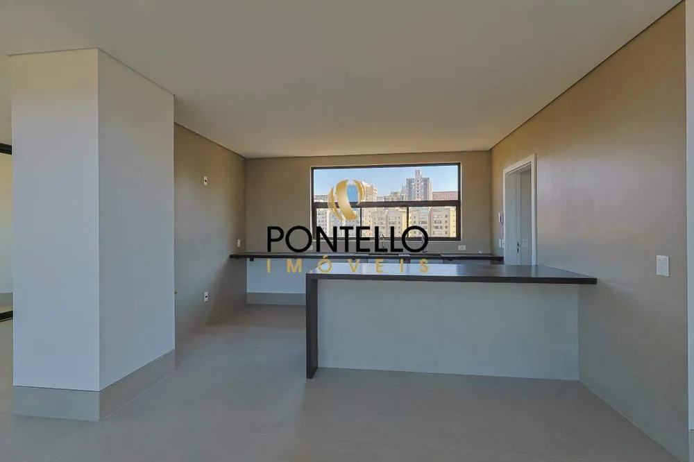 Apartamento, 4 quartos, 230 m² - Foto 2