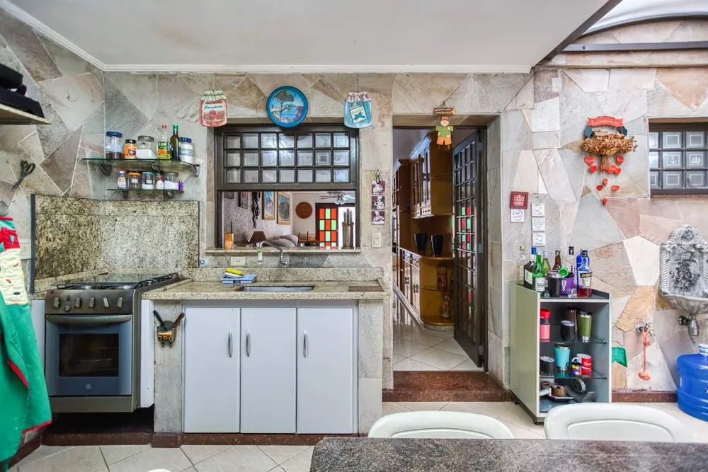Casa, 4 quartos, 268 m² - Foto 5