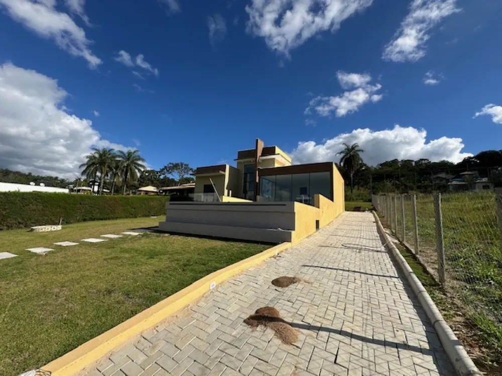 Chácara, 3 quartos, 1000 m² - Foto 1