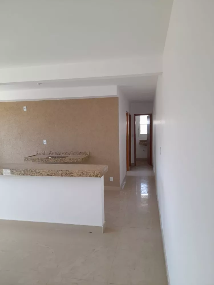 Apartamento à venda com 3 quartos, 80m² - Foto 1