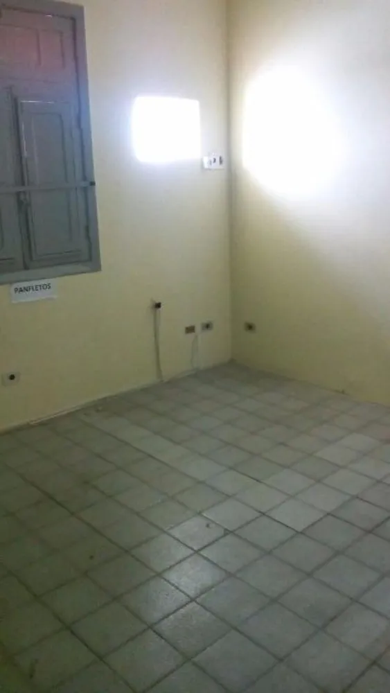 Casa, 1 quarto, 360 m² - Foto 11