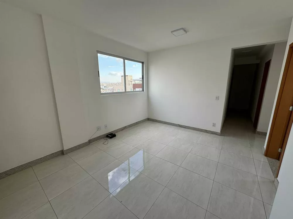 Apartamento à venda com 3 quartos, 98m² - Foto 1