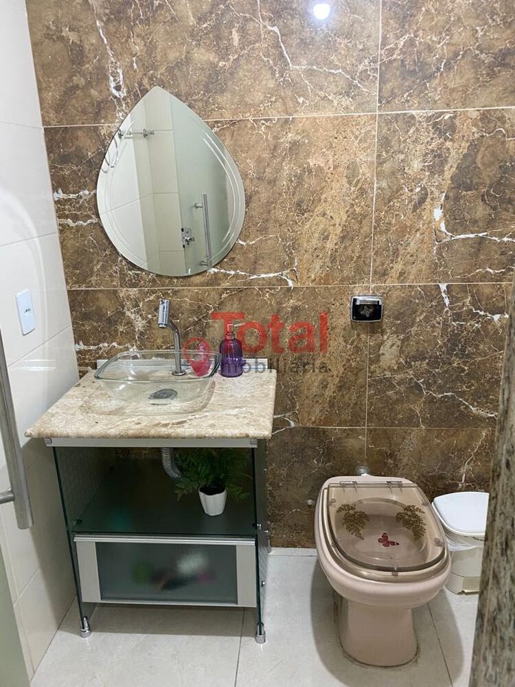 Casa à venda com 3 quartos, 200m² - Foto 12