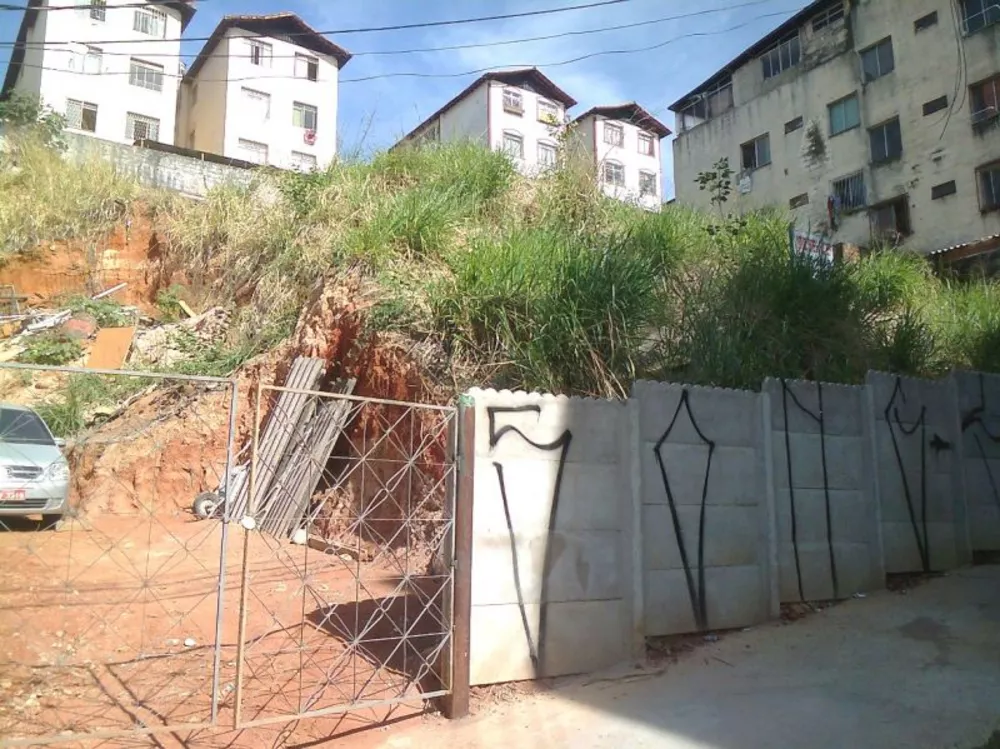 Terreno à venda, 360m² - Foto 2