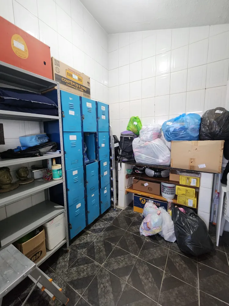 Casa, 6 quartos, 200 m² - Foto 8