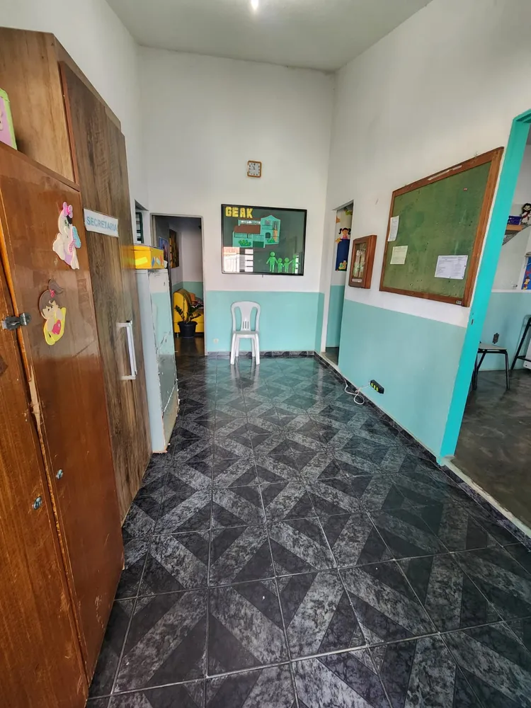 Casa, 6 quartos, 200 m² - Foto 10
