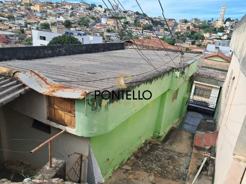 Casa, 6 quartos, 217 m² - Foto 4