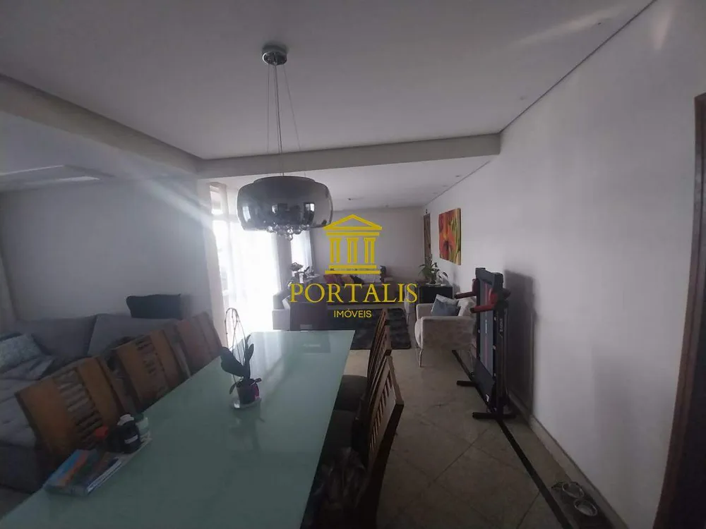 Apartamento, 3 quartos, 140 m² - Foto 2