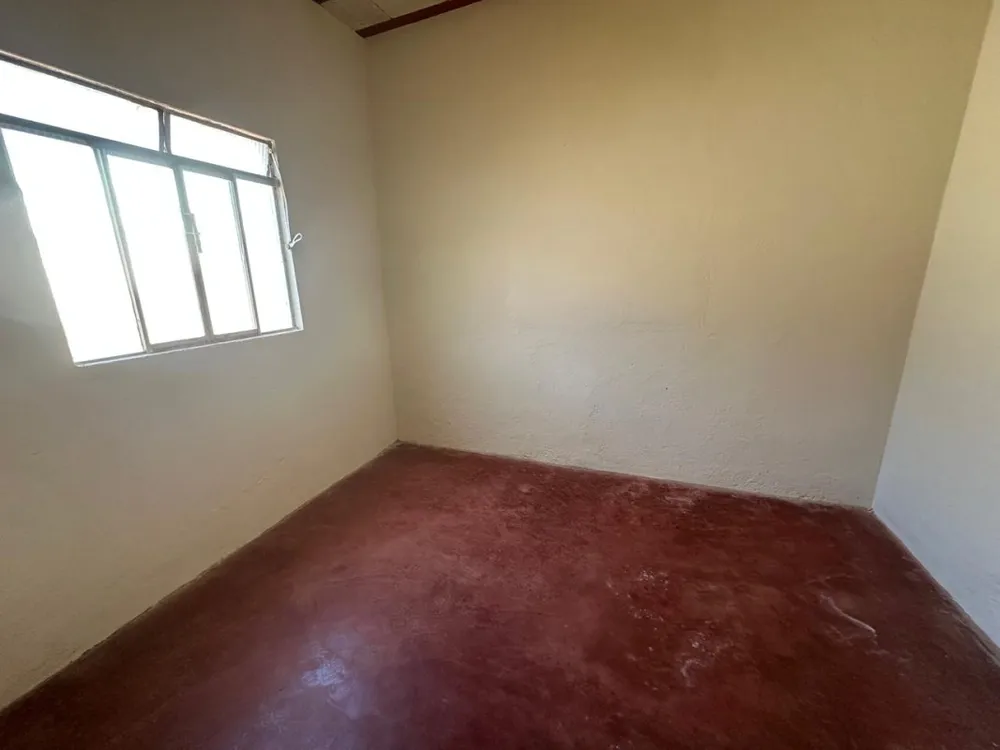 Casa, 4 quartos, 240 m² - Foto 4