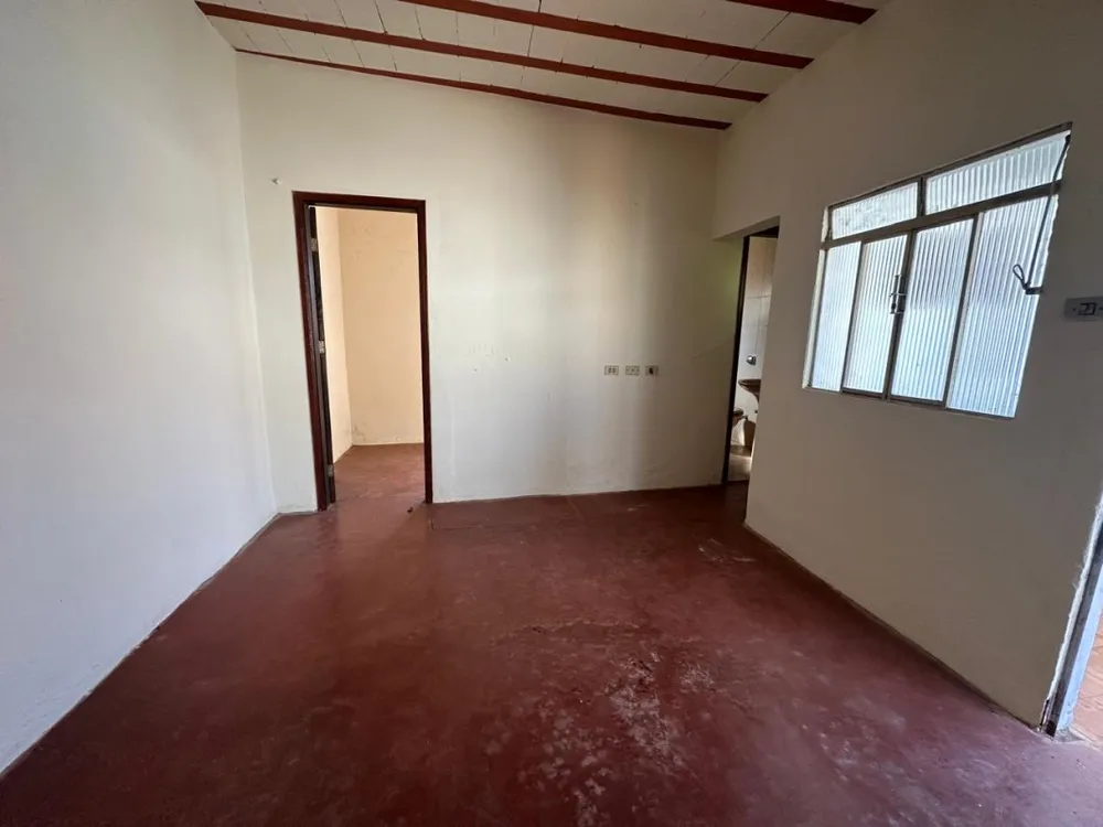 Casa, 4 quartos, 240 m² - Foto 9