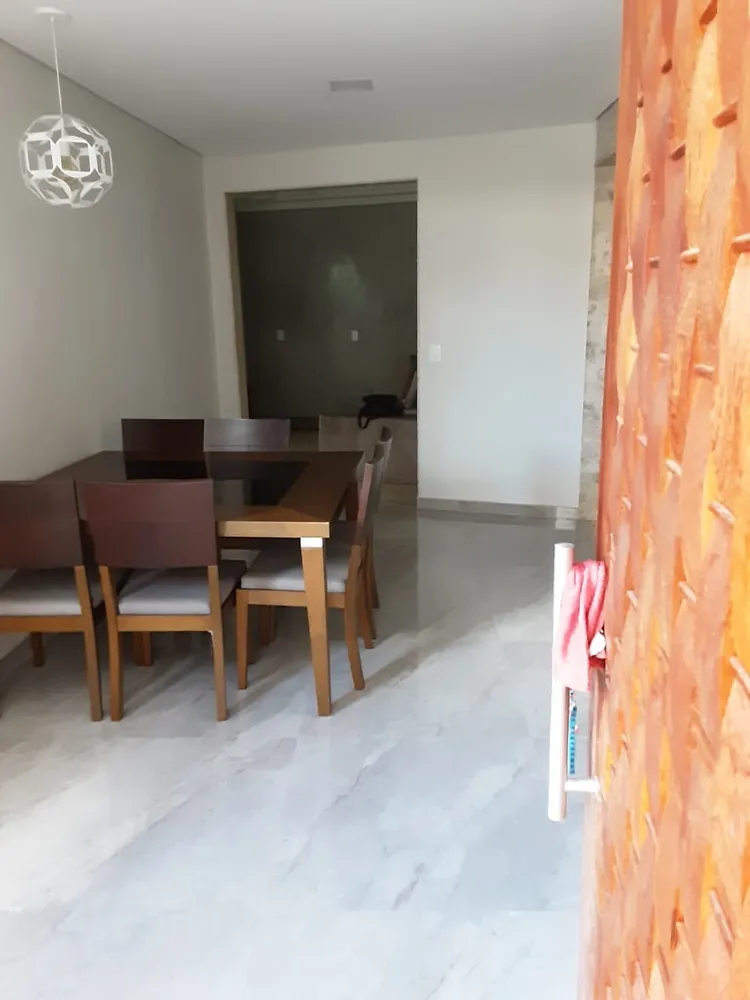 Casa, 2 quartos, 430 m² - Foto 1