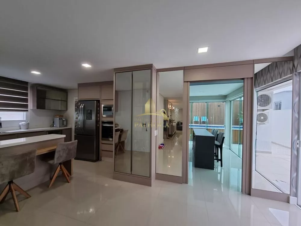 Casa à venda com 4 quartos, 460m² - Foto 7