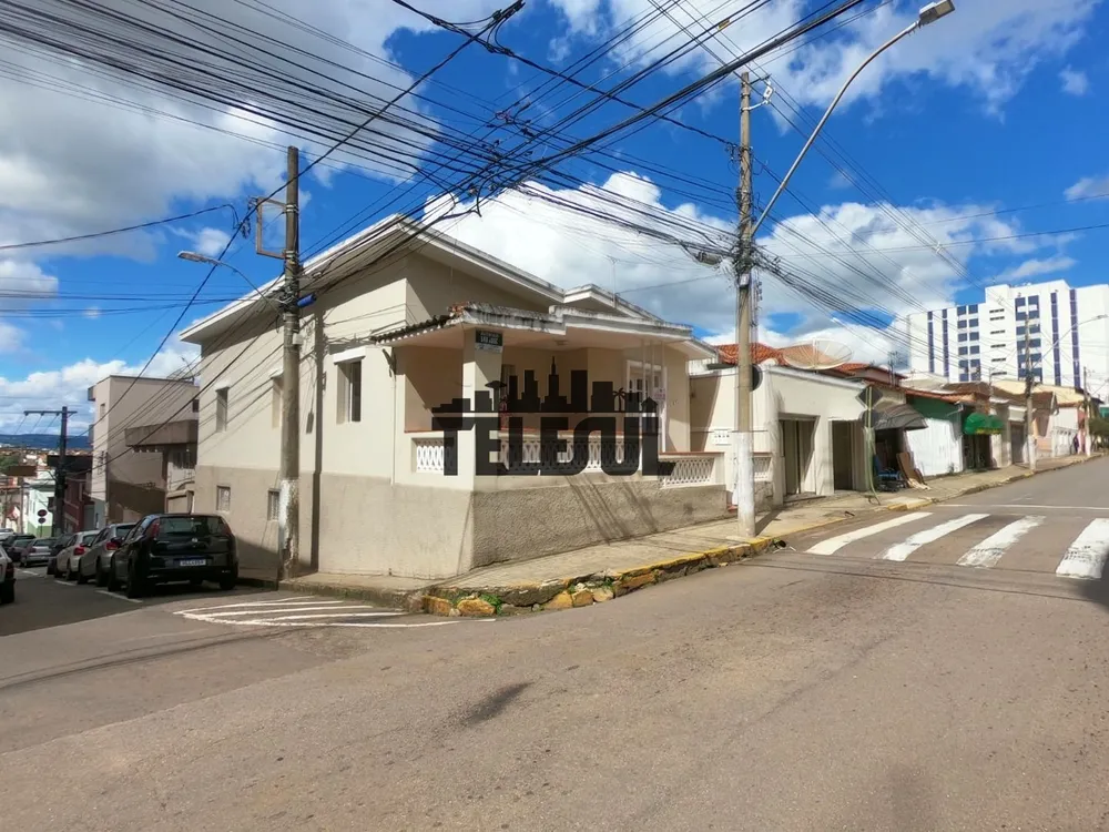 Casa, 6 quartos, 263 m² - Foto 2
