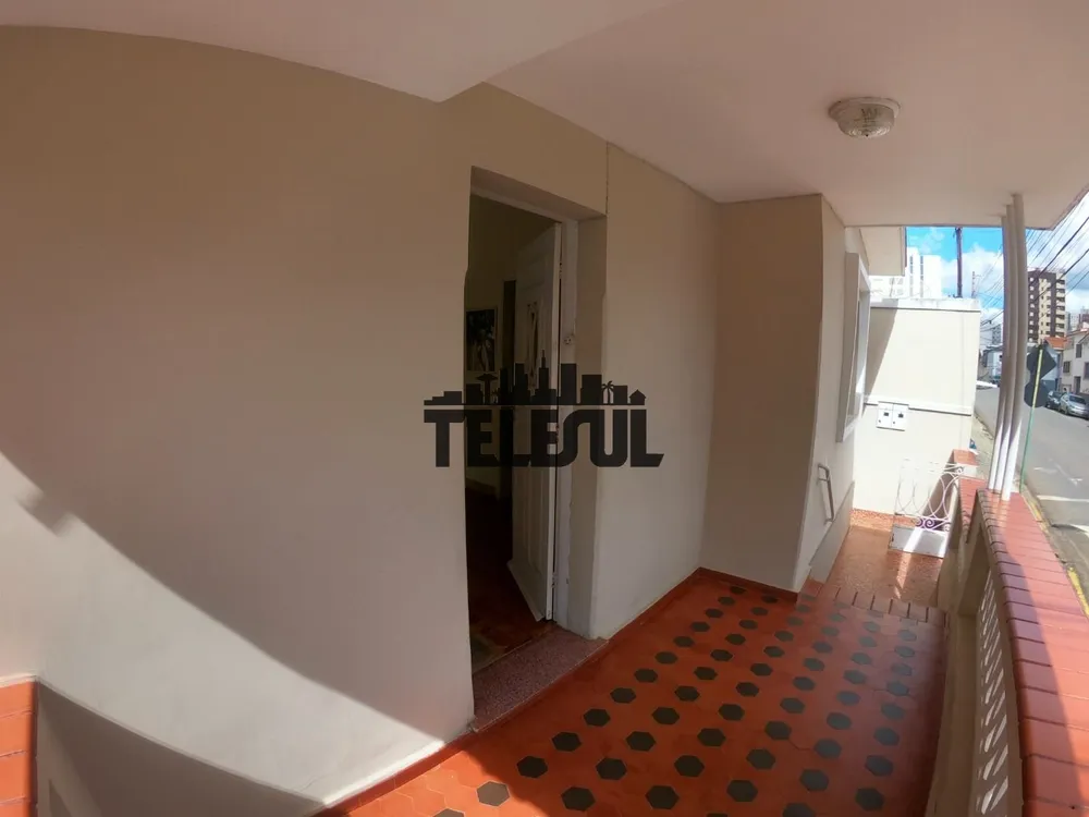 Casa, 6 quartos, 263 m² - Foto 3
