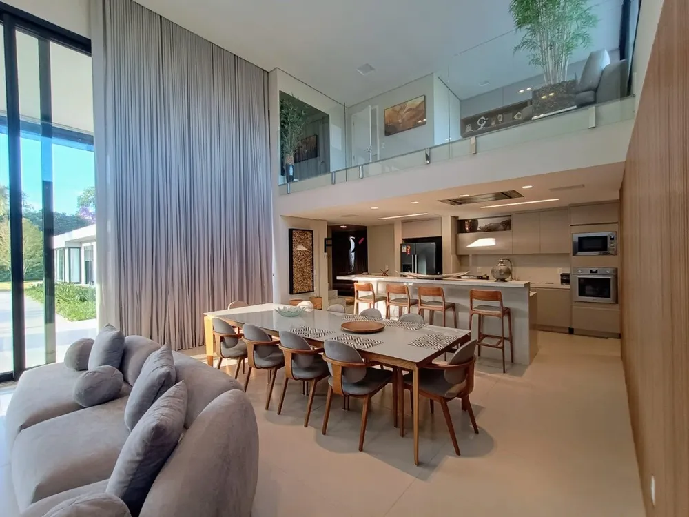 Casa, 5 quartos, 497 m² - Foto 1
