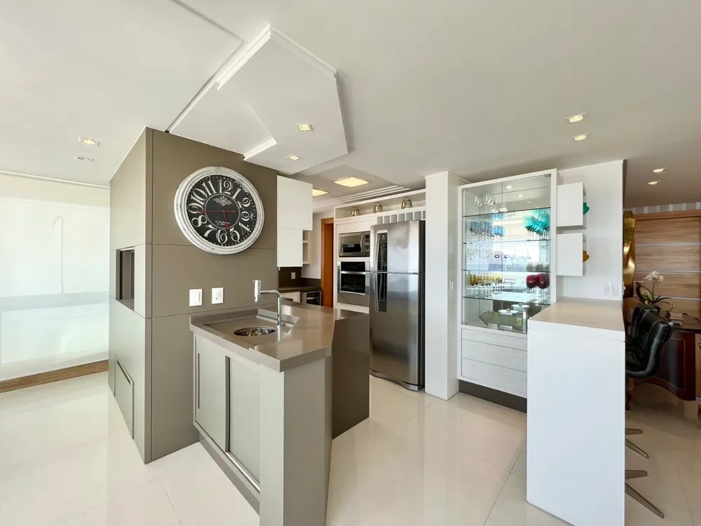 Apartamento, 4 quartos, 248 m² - Foto 4