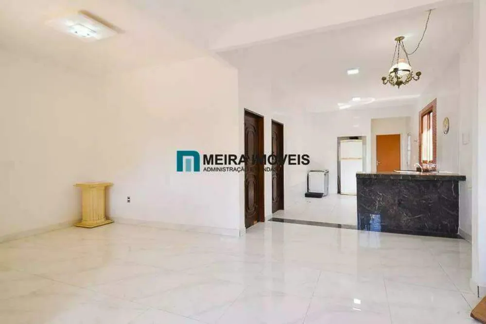 Casa, 6 quartos, 239 m² - Foto 14