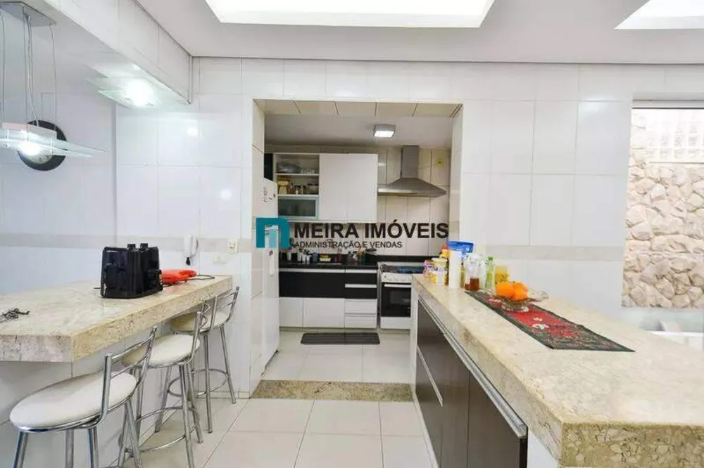 Casa, 6 quartos, 239 m² - Foto 4