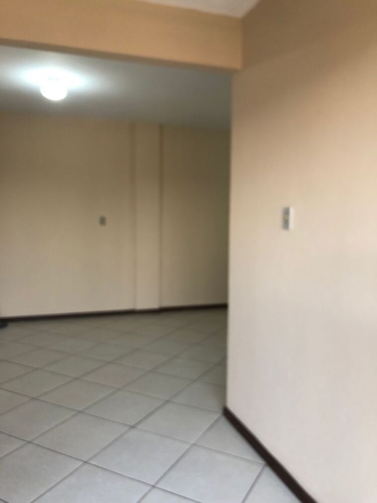 Apartamento à venda com 3 quartos - Foto 2