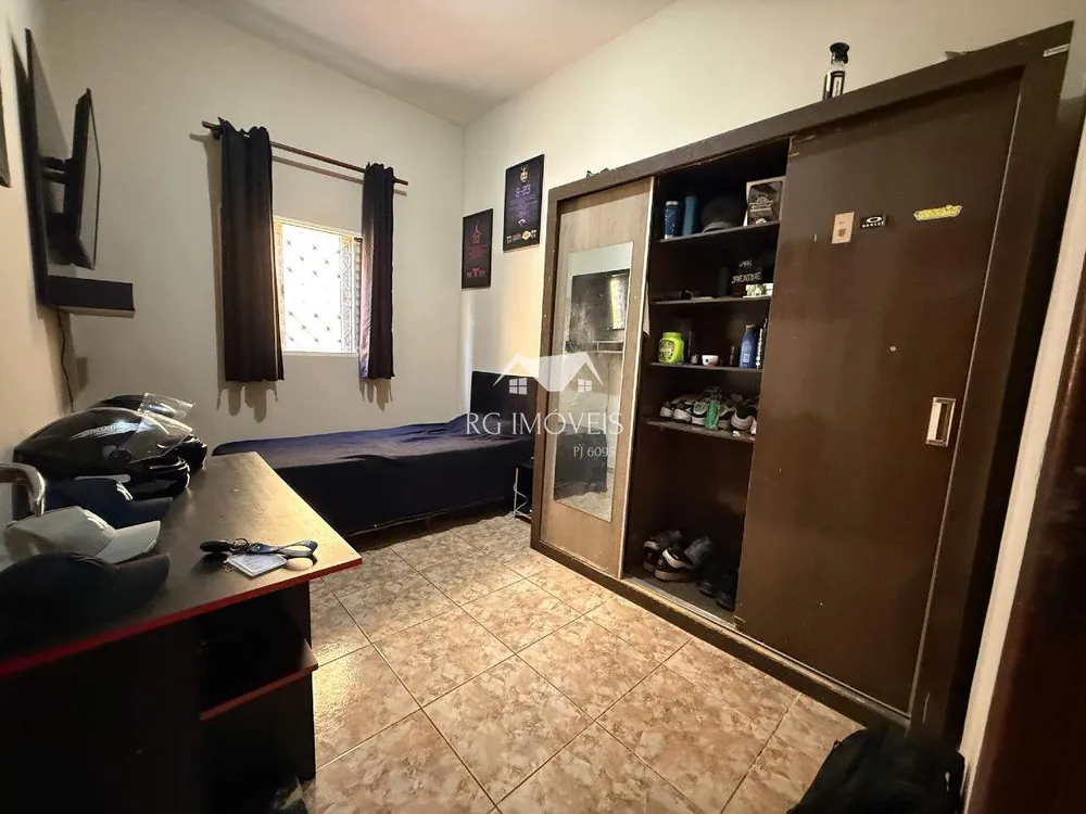 Casa, 4 quartos, 275 m² - Foto 13