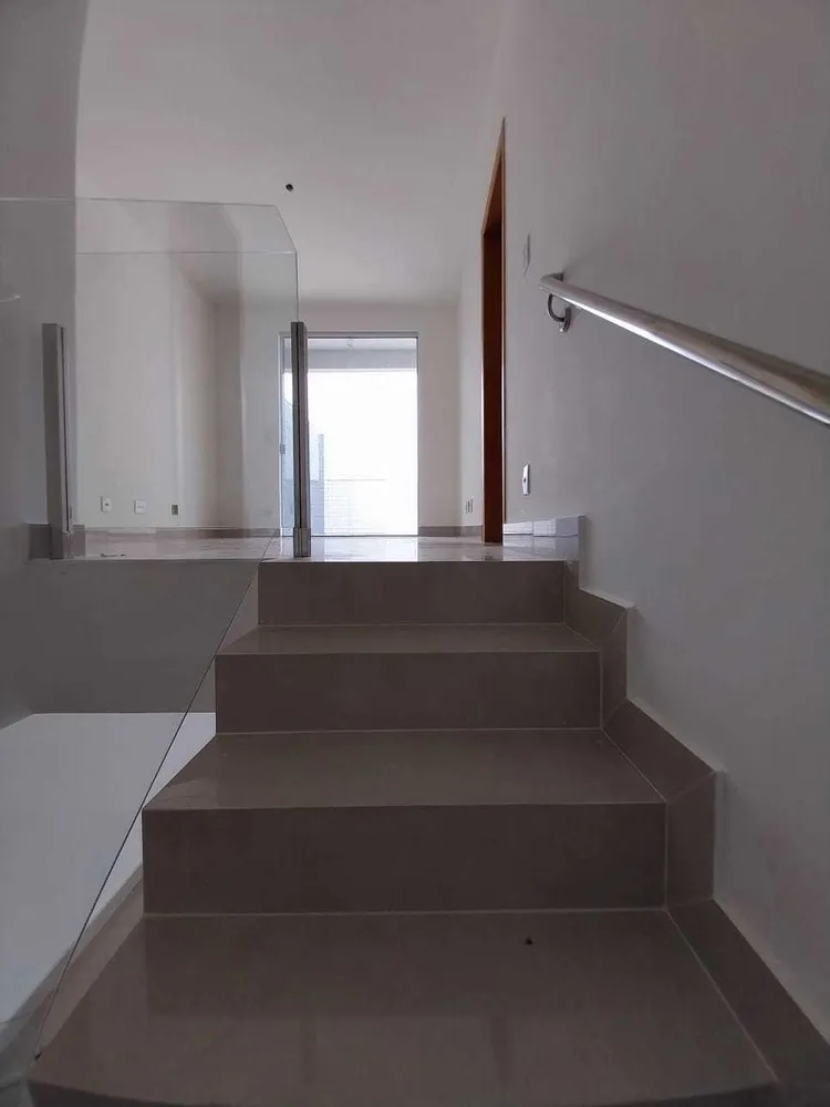 Cobertura, 4 quartos, 184 m² - Foto 2